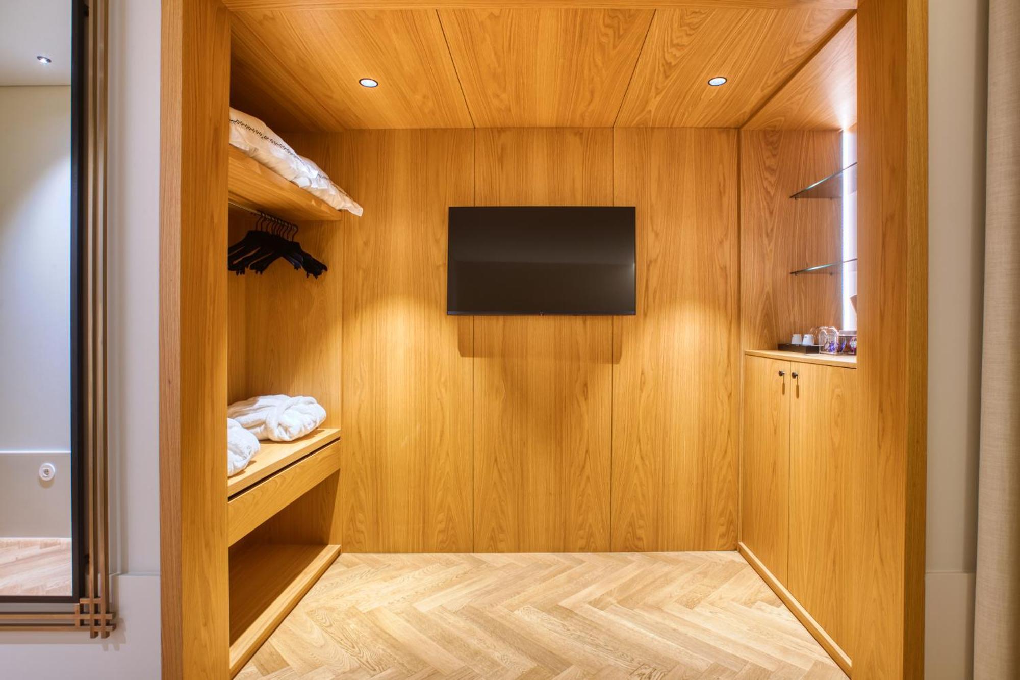Palatial Suites Braga Room photo